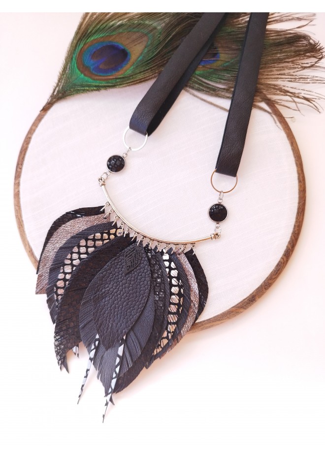  black silver bib leather feather collar 
