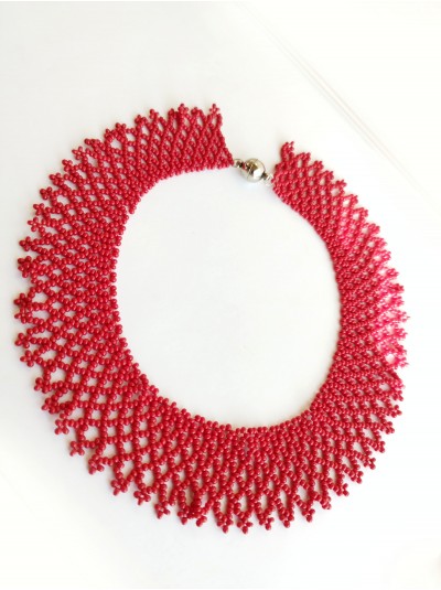 Red collar beaded necklace, traditional Ukrainian beaded sylyanka.