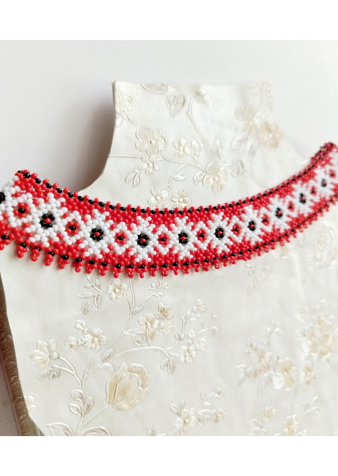 traditional Ukrainian beaded jewelry