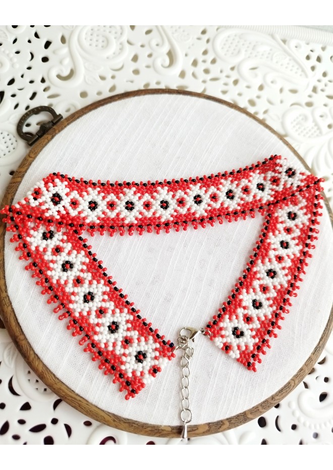 traditional Ukrainian beaded jewelry