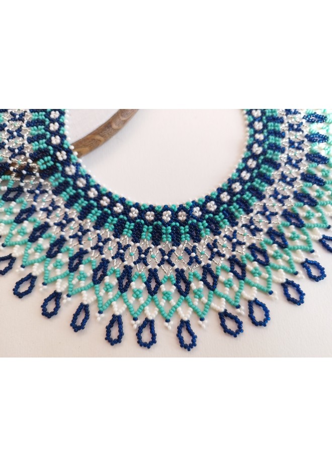 traditional Ukrainian beaded jewelry