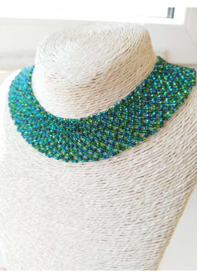 traditional Ukrainian beaded jewelry