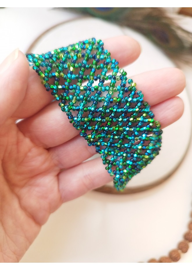 traditional Ukrainian beaded jewelry