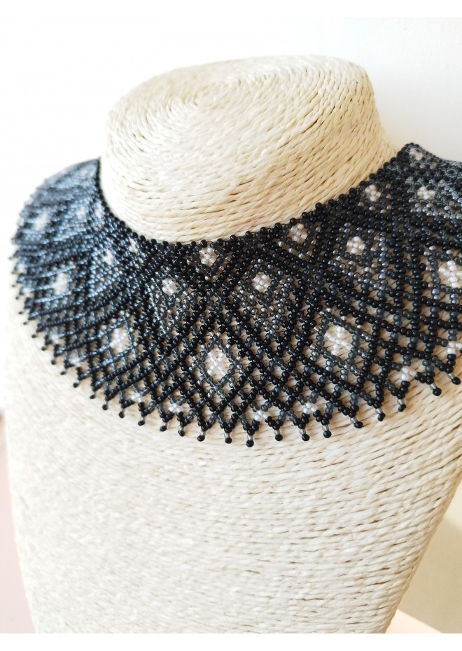 traditional Ukrainian beaded jewelry