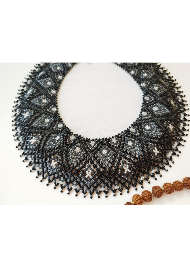 traditional Ukrainian beaded jewelry