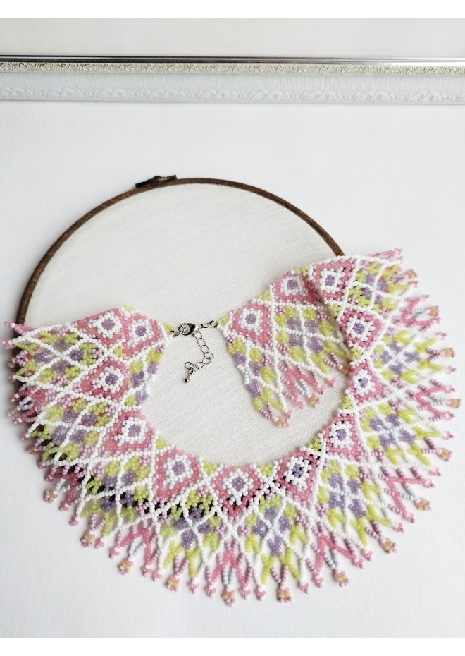 traditional Ukrainian beaded jewelry
