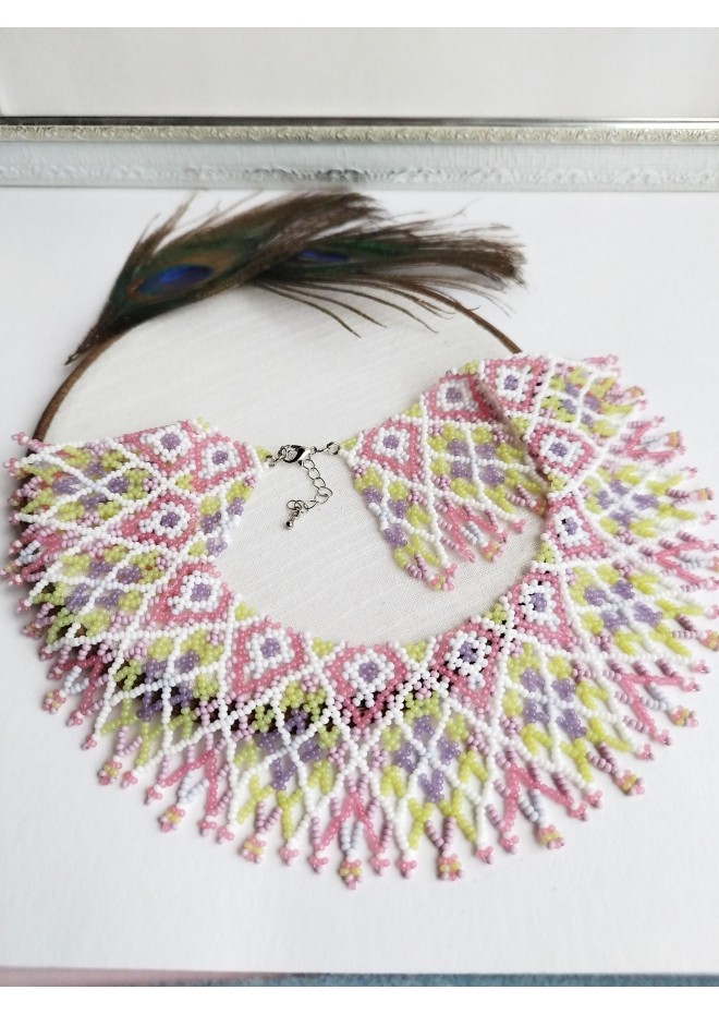 traditional Ukrainian beaded jewelry