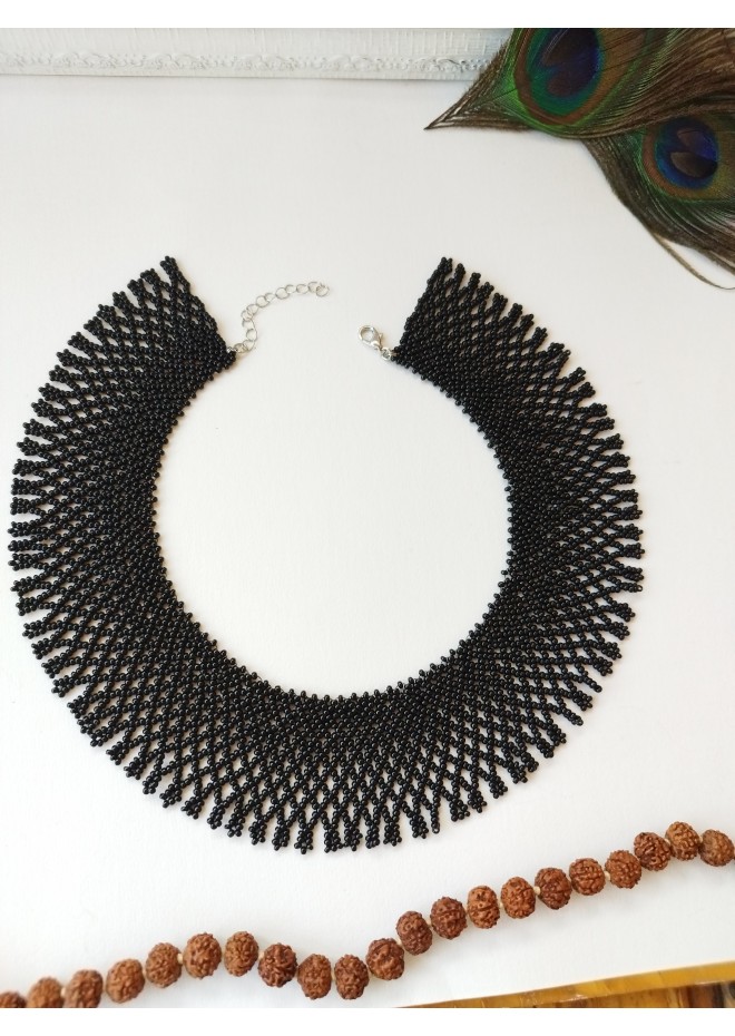 traditional Ukrainian beaded jewelry