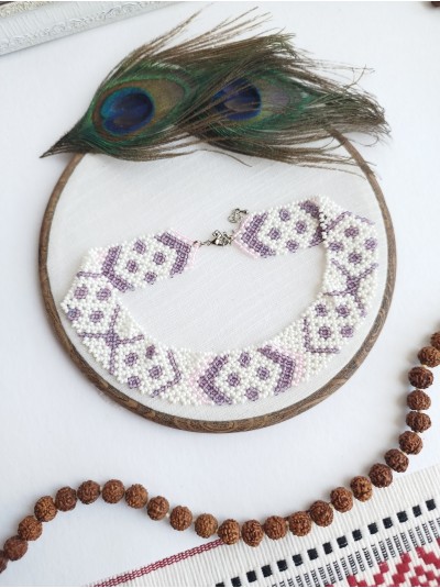 lilac beaded choker necklace, traditional Ukrainian beaded sylyanka.