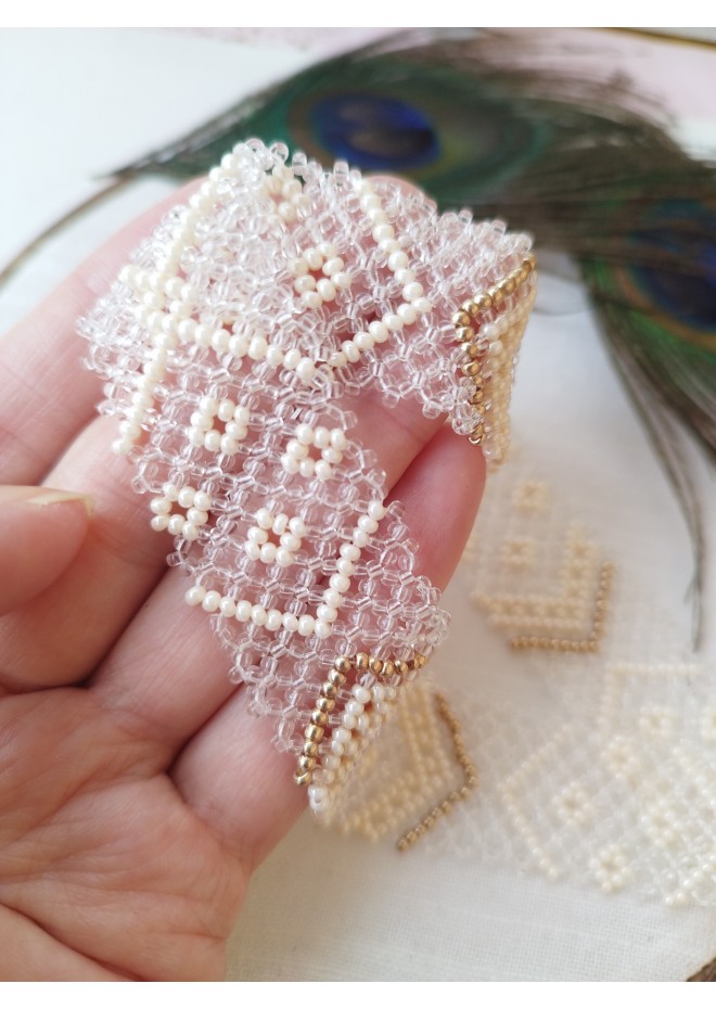 traditional Ukrainian beaded jewelry
