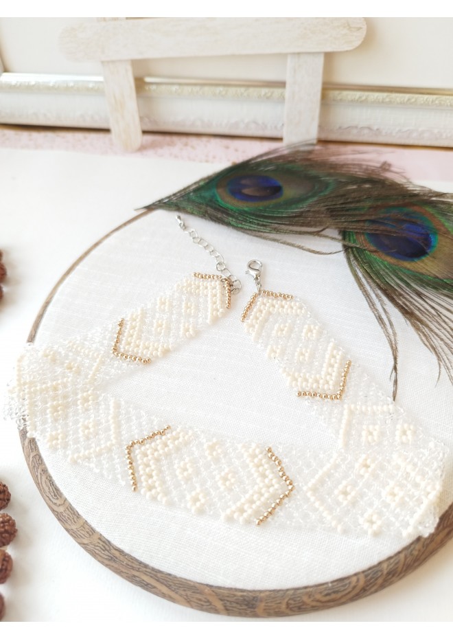 traditional Ukrainian beaded jewelry