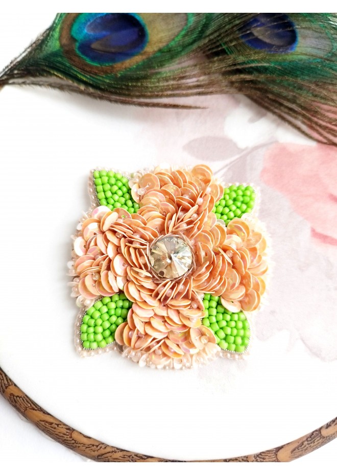 beaded flower brooch peach