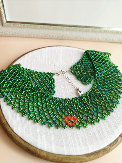 Green collar beaded necklace, traditional Ukrainian beaded sylyanka.
