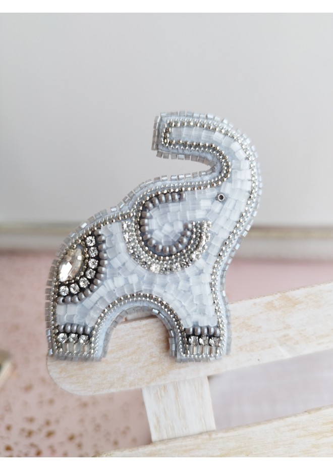 beaded embroidery brooch elephant