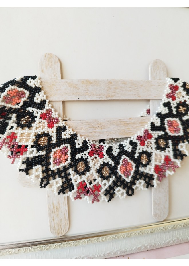 traditional Ukrainian beaded jewelry
