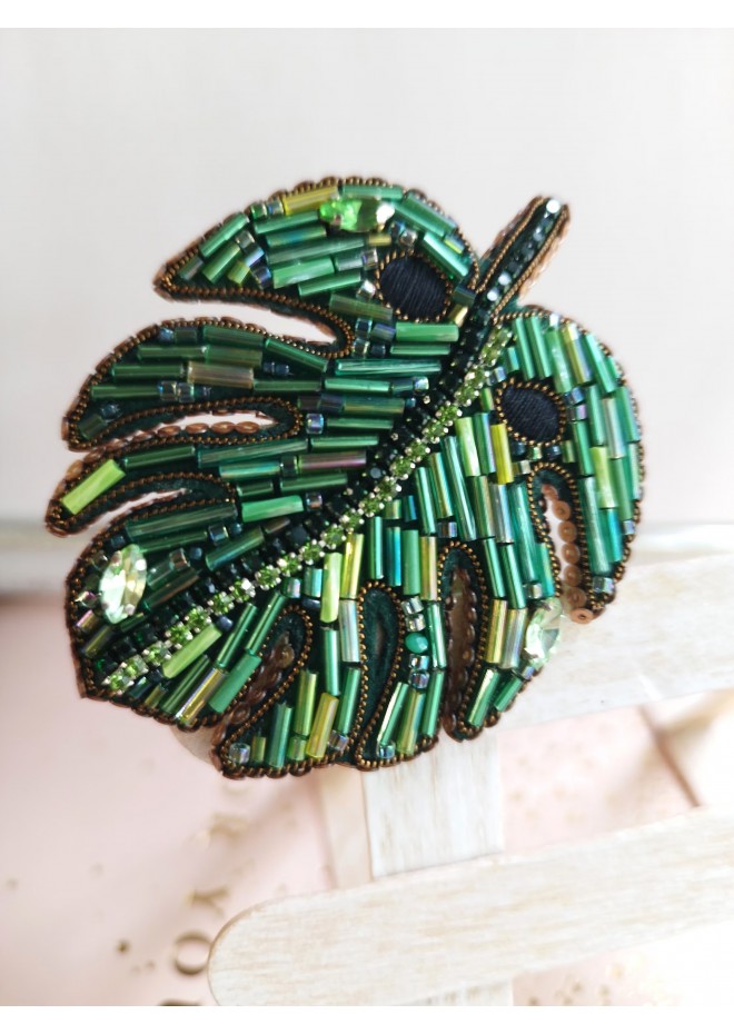 beaded embroidery brooch green monstera