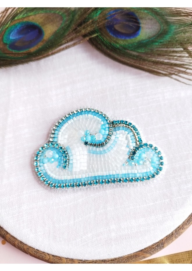 beaded cloud brooch blue 