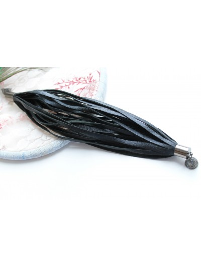 Black multi strands leather bracelet for woman.   